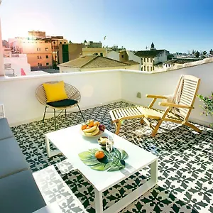 https://apartamentos-malagaflat-fontanalla.1costadelsol.com